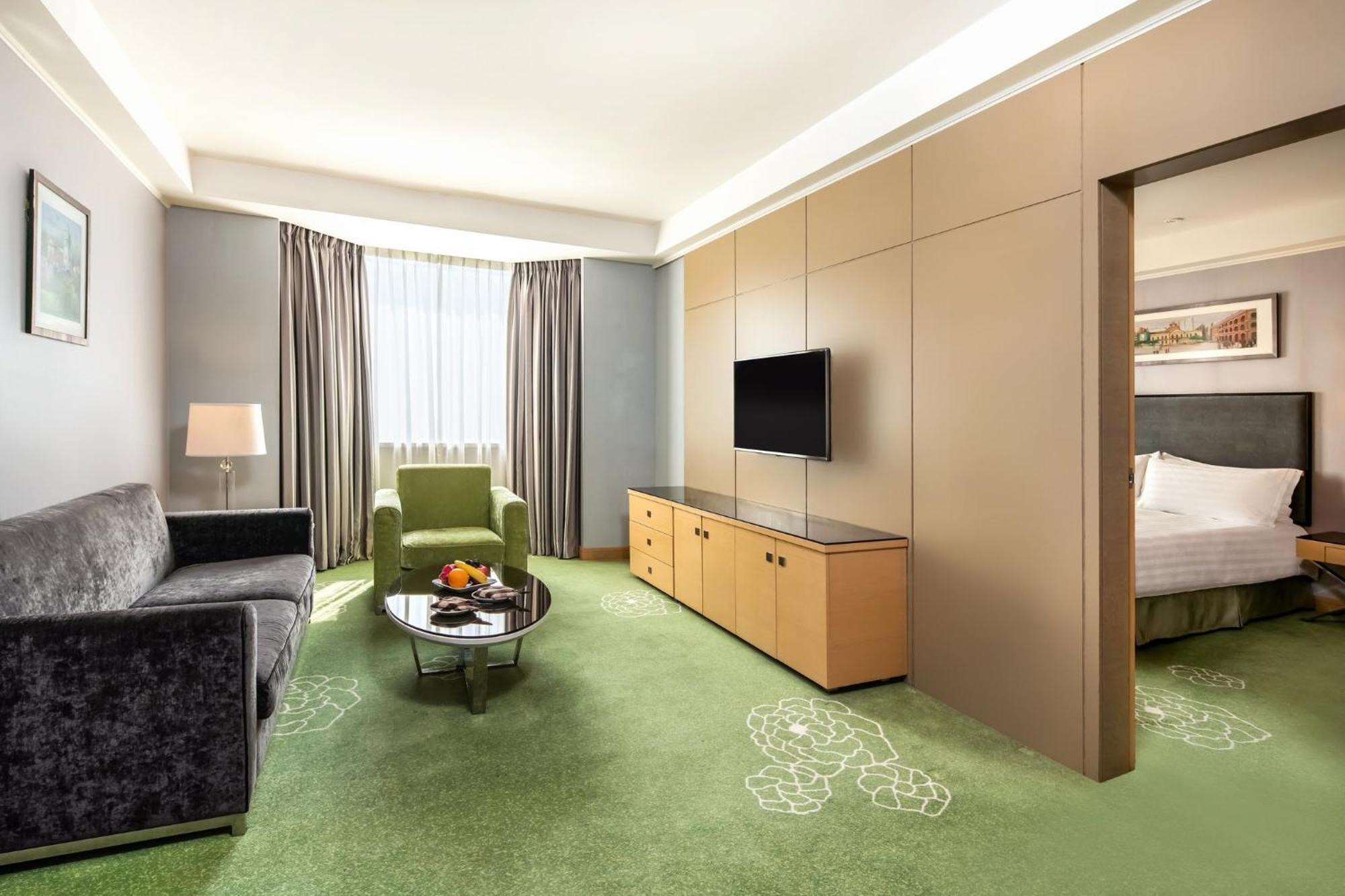 รีสอร์ท ฮอลิเดย์ 4*